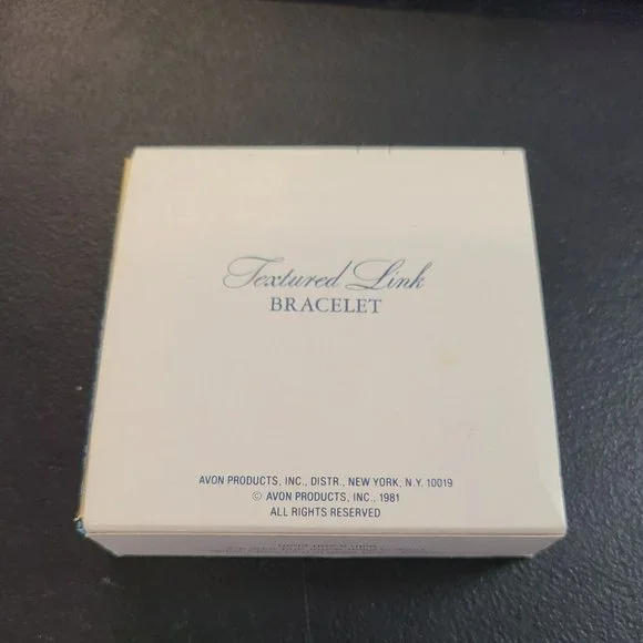 VTG 1981 Avon Textured Link Chunky Bracelet Large 7.5" Gold Tone Retro Classic - Picture 6 of 6